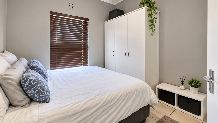 2 Bedroom Property for Sale in Parklands Western Cape